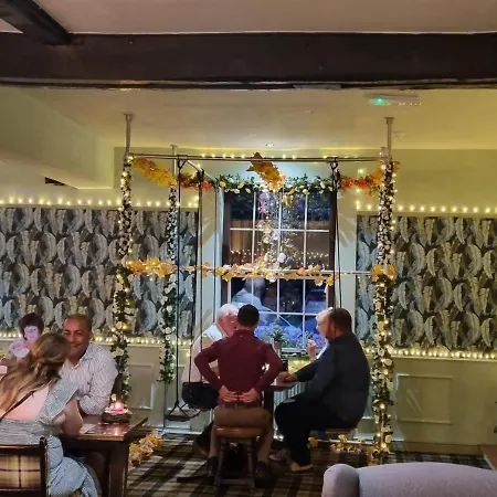 Vale Of York Restaurant And Тирск